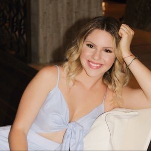 FOLLOW MY INSTAGRAM:   jenniferbarrera_